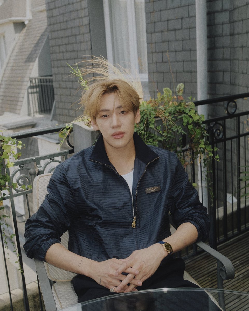 ELLEThailand's tweet photo. โมเมนต์ของหนุ่ม BamBam ก่อนเข้าร่วมแฟชั่นโชว์ Louis Vuitton Men's Spring/Summer 2027 ที่ปารีสในค่ำคืนนี้ เวลา 02.00 น. ประเทศไทย

#ELLEThailand 
#LouisVuitton #LVMenSS27
#BamBam‌ https://t.co/tyYTNKWlIk