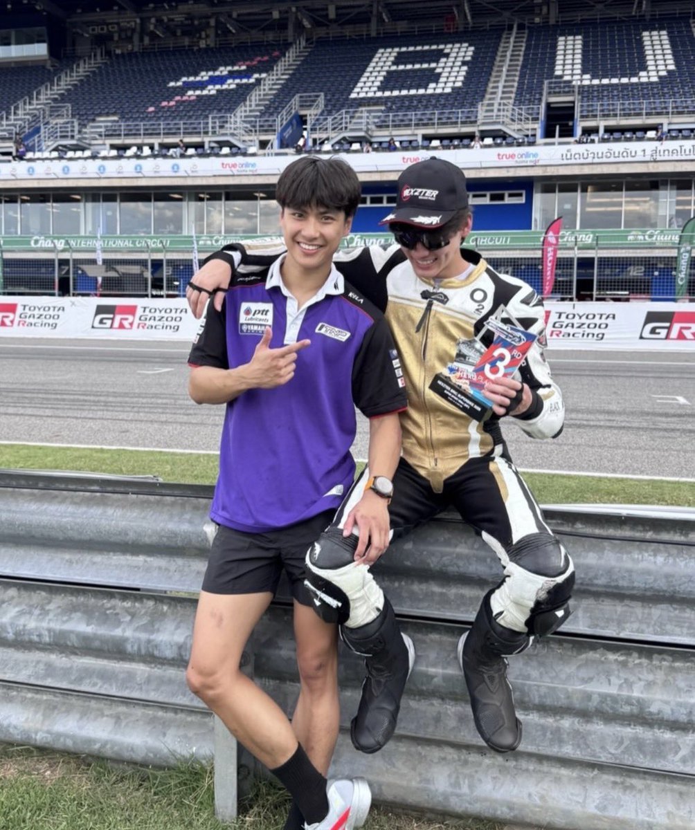 ohmpingg's tweet photo. EH GEMASSNYAA😣😍😍‼️😣 
akhirnya muncul jg hasil foto abang dan dede yg difotokan papa dede 😍🫣🫣😁😅😅😅💖😁🤭😅🫣🫣🫣🤭🤭💖💗💝 #ohming https://t.co/9siW8VcXqN