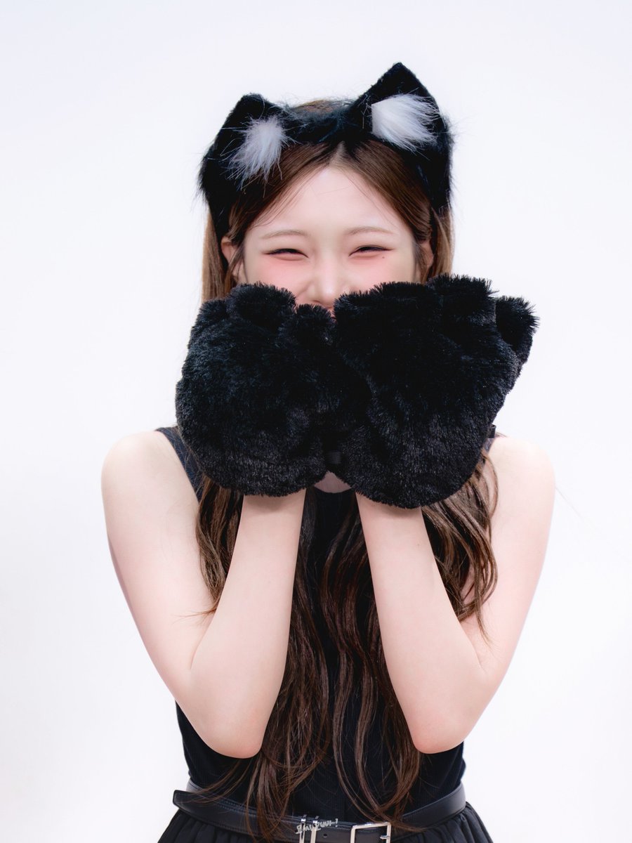 OC58_k's tweet photo. 260620

넘 이쁘자나🥰
#키라스 #KIIRAS #로아 #Roah https://t.co/Qy2G5SloB0