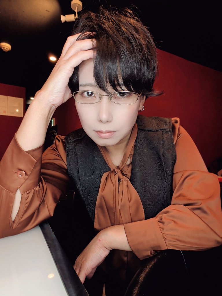 NEOR_JIN's tweet photo. そしてなんと明日もOdetteいます！
会いに来てねー！
#男装 #コンカフェ #上野 https://t.co/Q9Gnh0swMq