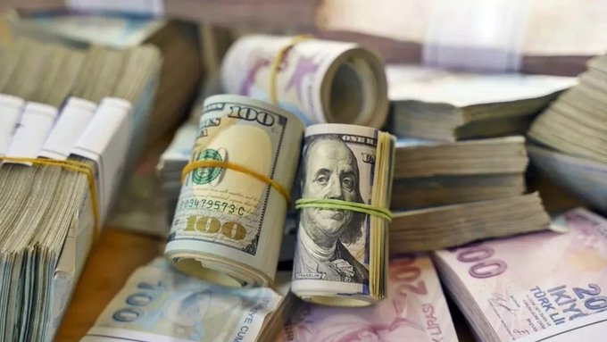CemCemilkoroglu's tweet photo. TCMB rezervleri dört haftalık düşüşün ardından yükselişe geçti,  

TCMB'nin toplam rezervlerinin 19 Haziran haftasında yaklaşık 5 milyar dolar artarak 157,1 milyar dolara yükseldiği hesaplandı https://t.co/yz73iOv7Qh