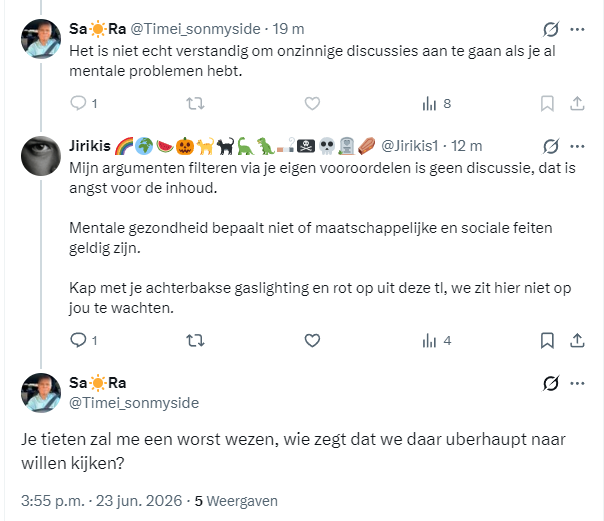 Jirikis1's tweet photo. Laffe #tarrel.

Not even een dikke vette #kutopmerking maken en daarna meteen #blocken.

Nou, hij/zij krijgt er een van mij boven op. https://t.co/w4b3QwlxrQ