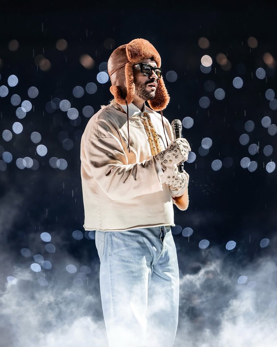 afrocultur's tweet photo. Bad Bunny Packed Riyadh Air Stadium in Spain With 70,000+ Fans 🇪🇸💛 https://t.co/B2cmGZjaJ3
