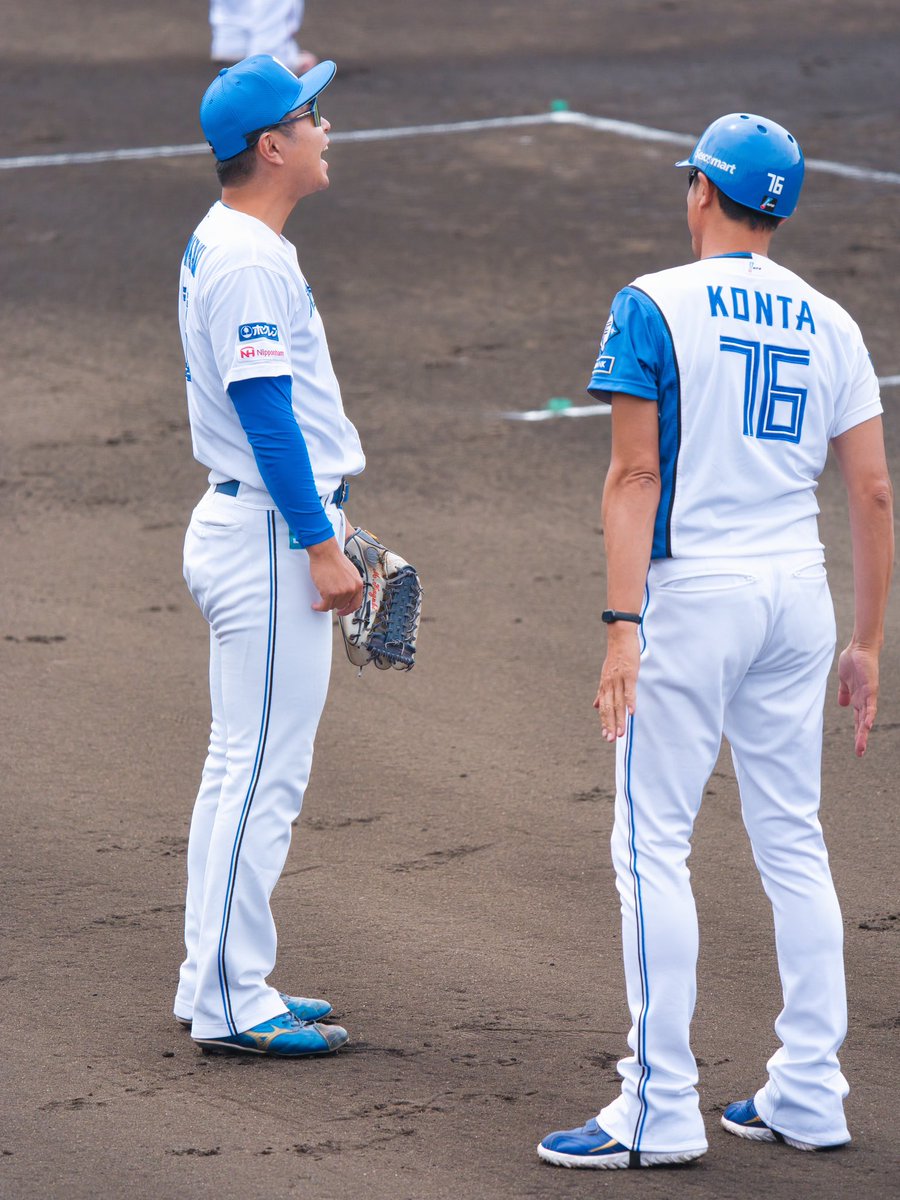 pepopepo_FS's tweet photo. ［鎌スタ　2026.06.23］

紺田コーチと���す、宮崎選手が大爆笑してた😂

#宮崎一樹
#鎌ヶ谷スタジアム https://t.co/mOkwV6XsT7