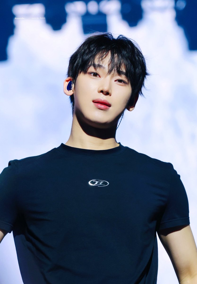 TOP100KPOP's tweet photo. Happy 23rd birthday to SUNOO from ENHYPEN! 🥳🎉 https://t.co/pLu24XLj2b