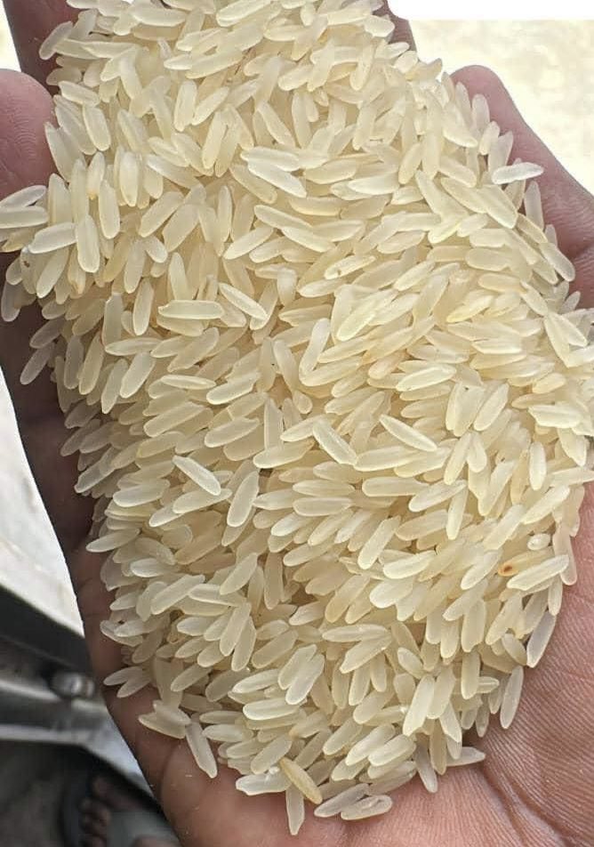 Margaretdonaldj's tweet photo. Are you looking for a very good rice that comes out one one after cooking at company price? Contact Jewoma Foods House Abuja we sell the best rice for you and your family in bulk and retail. I also sell fresh ginger, dry fish, vegetable oil and plantain flour at affordable prices 
Long grain 50kg 56k
25kg 29k
10kg 14k
5kg 7k 
3kg 5k 
Location Abuja 
08177458233
Please help me retweet and refer someone close to you might need good rice