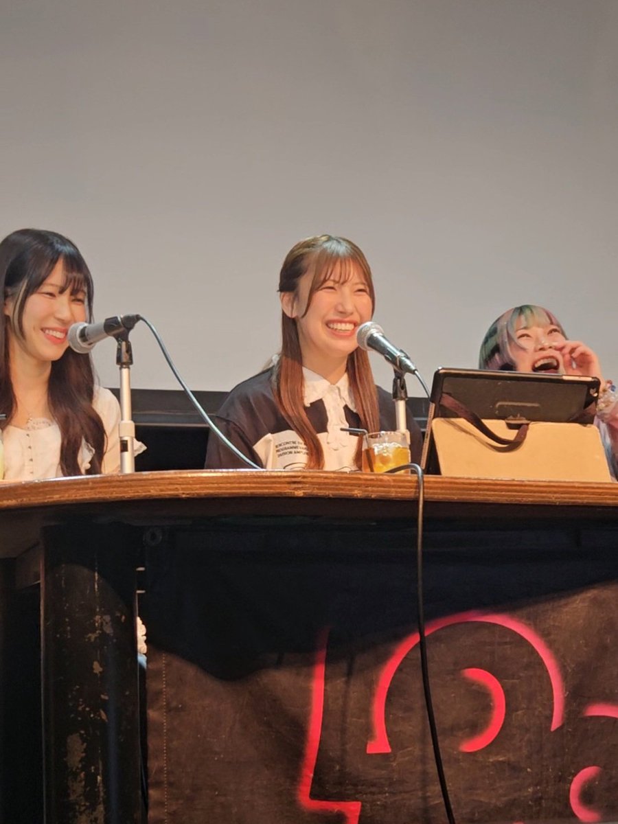 sayapi70's tweet photo. #TJPW テキサスツアー帰国報告会！

ズンドコの色々を、たーっぷり聞けて楽しい時間だった！(このイベントは楽しかった！の感想で良いですよね？？)
大変な中無事にみんなも荷物も帰って来れて、両国国技館大会が出来て良かった😭奇跡は2回起こる！💫

#荒井優希 https://t.co/p2HqESzgKS