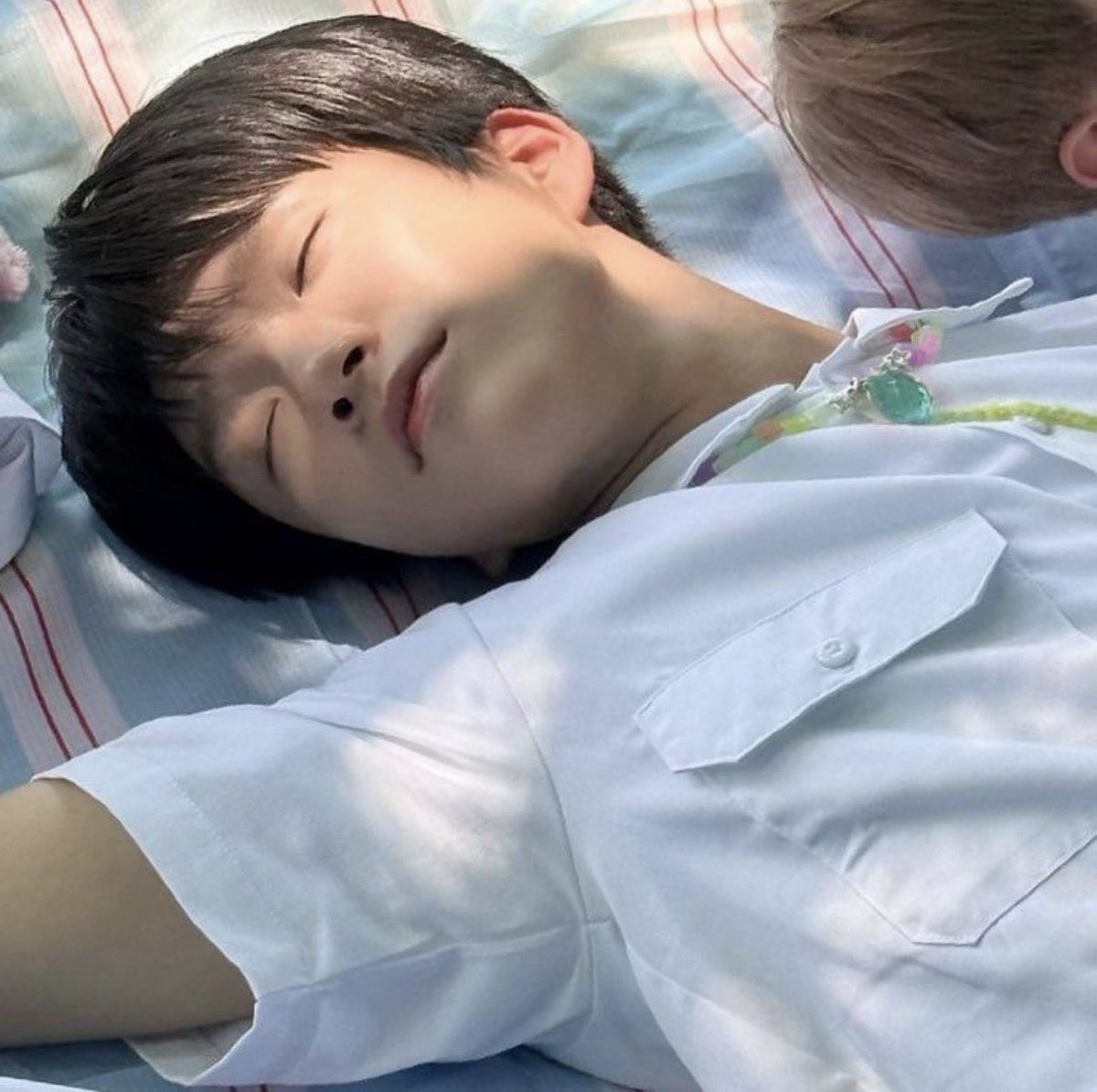 Wowoo621's tweet photo. 눈 감고 있는 강쥐를 참 사랑해 https://t.co/FZkJkvgJNv