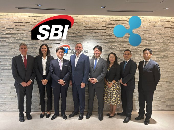 Chloeoyx's tweet photo. Japan’s SBI Group is going all-in on $XRP.

XRP 🤝 Japan

Their partnership keeps getting deeper and stronger.

How bullish does this make you? 👇

#XRP #Crypto https://t.co/9jIngOOcUw