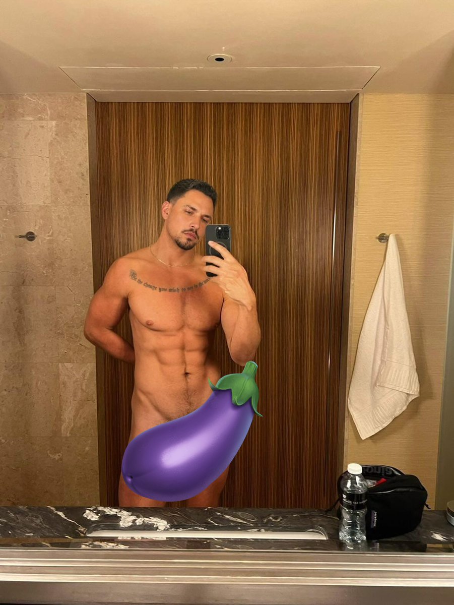 Andras_Photo's tweet photo. Absolutely obsessed with this stud! Check my free post here for the uncensored ones 🔥🍆🤤 https://t.co/A5pkGQqVlz

#gay #dom #bigdick #men https://t.co/9APINgjclg