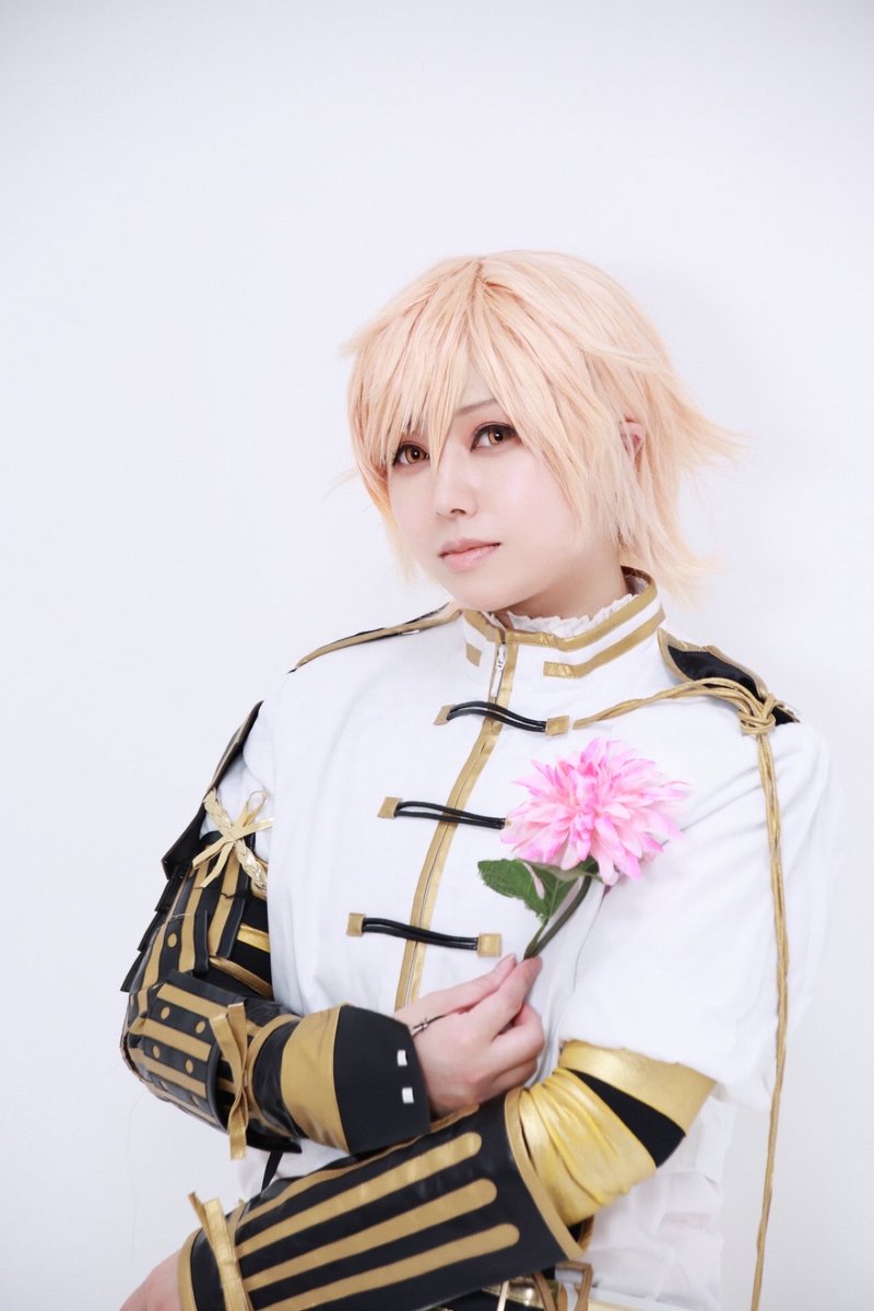 yue53tanutanu's tweet photo. 【cos】刀剣乱舞//物吉貞宗
photo @suigetu2017 さん

┈┈┈┈┈┈┈┈┈┈

淡い優しさを纏って

#スタジオ浮世
#刀剣乱舞 
#cosplay https://t.co/HfJbwUjBJw
