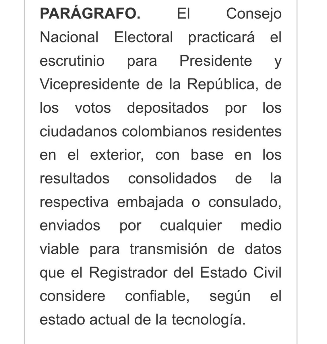 vlasoscuro's tweet photo. Sobre los votos en el exterior
El par. Del artículo 6 de la ley 163/94 dispone que el escrutinio de votos en el exterior se haga con los datos transmitidos por los consulados. Así se hace desde hace 32 años. Traer todos los votos haría que el escrutinio durase meses. Cepeda solo quiere obstaculizar el proceso y generar caos.