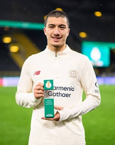 bylkJR_'s tweet photo. Pour sa première saison en 1ere division Maza a été MOTM en 
- Coupe du monde 
- Ligue des champions 
- CAN 
- Coupe d’Allemagne
😂😂 https://t.co/7fvAuMJ9Y9