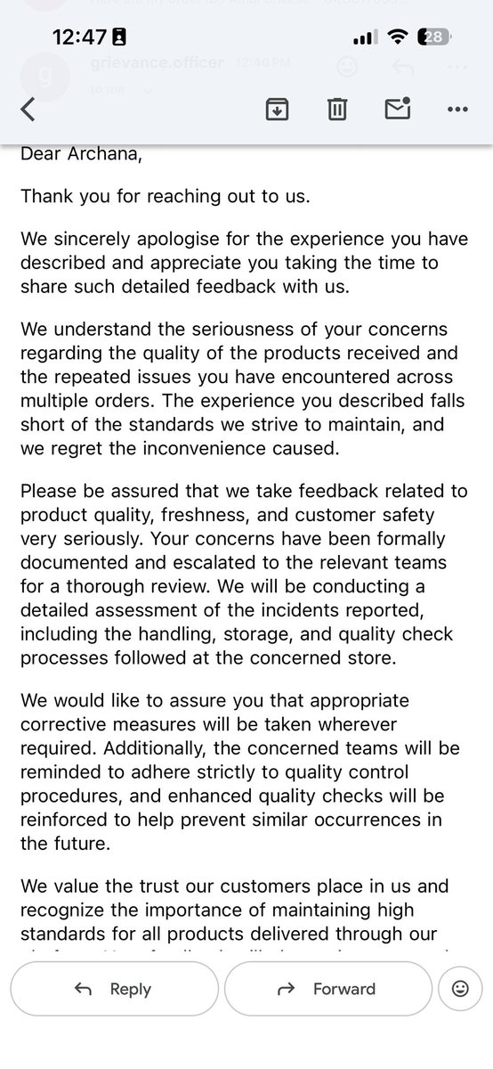 shetakesissue's tweet photo. Shameless @letsblinkit I’m not surprised that once again there has been no call, no genuine apology, and no accountability just another copy-paste reply, which seems to be what you’re best at @blinkitcares https://t.co/RIRIfzQXem