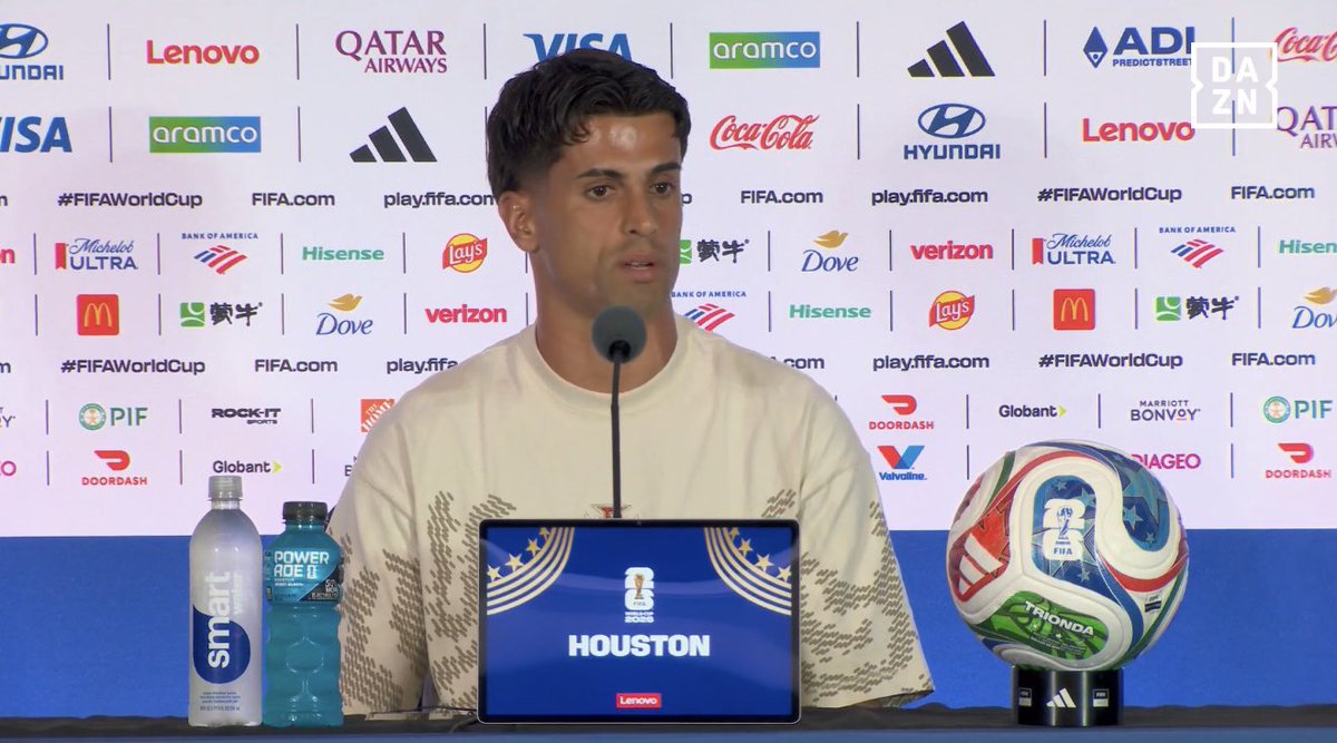 João Cancelo defende Neymar e Cristiano Ronaldo de críticas: “Eu acho que  tanto o Neymar quanto o Cristiano não precisam provar nada a ninguém. São  dois jogadores de talento, e o que