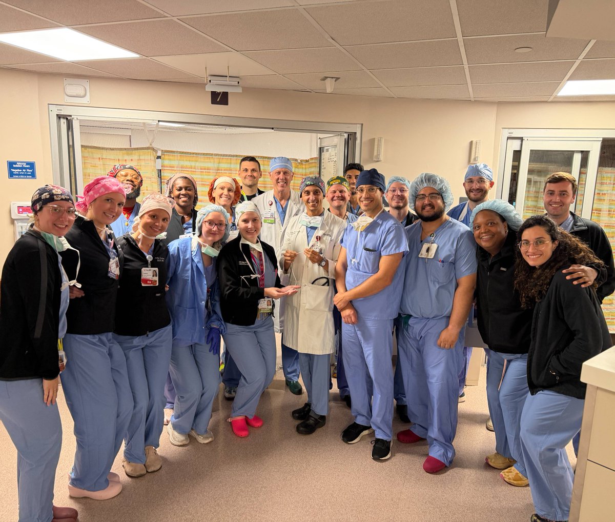 uc_health's tweet photo. Our cardiology team continues to lead the way in innovative care with a first-in-the-U.S. procedure. Dr. Spadaccio and team were the first to implant an investigational renal assist device designed to protect kidney function during cardiac surgery and improve outcomes. https://t.co/wboHoNhafO