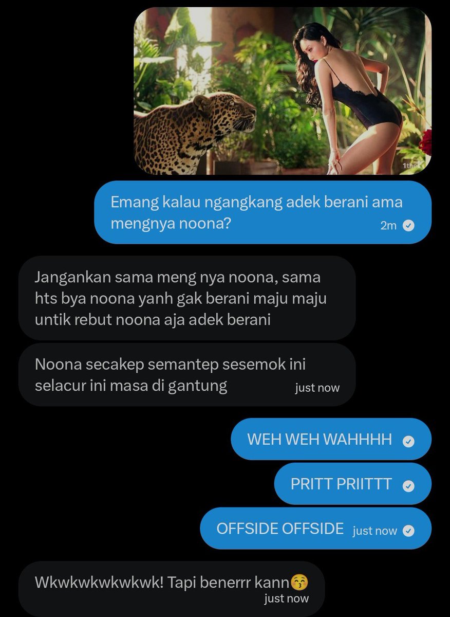 Hwasaahj's tweet photo. Dirty talk yang bener bener jorok banget jorok!! malah dikasih realita 😭😭 https://t.co/RXImNw1X8q