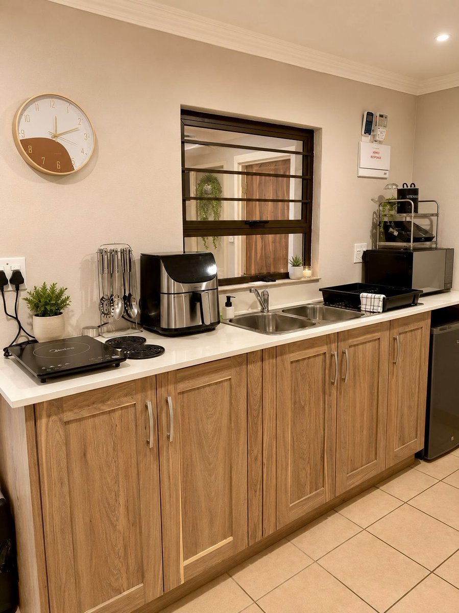 oddettem's tweet photo. NEW AIRBNB IN NELSPRUIT

Looking for a clean, modern, and affordable stay in Nelspruit? 🌿🏡

Enjoy a beautiful, fully furnished space with:

🛏️ Comfortable bedroom
🚿 Modern bathroom
🍳 Fully equipped kitchenette
📶 Free Wi-Fi
🚗 Secure parking
📍 Convenient location in Nelspruit

💰 Only R850 per night

Perfect for business trips, couples, weekend getaways, or anyone looking for a peaceful and comfortable stay.

Book now:
https://t.co/2PgaBnH2om

📩 Send a message for more information or booking assistance.

#NelspruitAccommodation #NelspruitAirbnb #MpumalangaStay #WeekendGetaway #AirbnbSouthAfrica #TravelMpumalanga