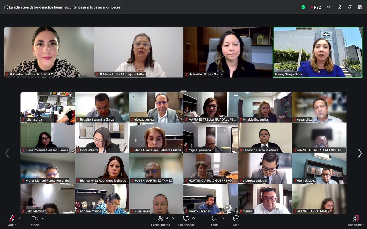 CEJ_Mx's tweet photo. ☝️ “Los derechos humanos surgen para limitar la acción del Estado”.

Durante la primera sesión del curso “Aplicación de los Derechos Humanos: criterios prácticos para los jueces”, con el @poderjudicialnl, la Mtra. María Emilia Montejano Hilton expuso el fundamento y las características de los derechos humanos, así como los principios que orientan su interpretación y aplicación en la labor jurisdiccional.

#DerechosHumanos #Interpretación #PoderJudicial