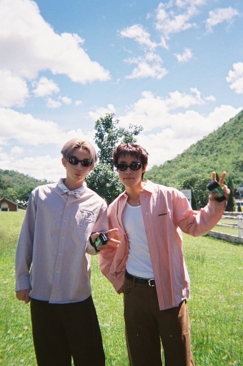 kimmmcotton's tweet photo. 📸 FILM MODE

#LOrealGlycolicBrightXNutHong #LOREALPERFECTMATTETRIPXNUTHONG
#nnutdan #hongshihoshi https://t.co/4DelqieqY3