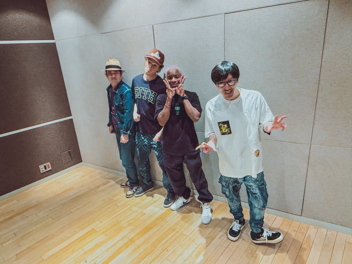 sawano_nZk's tweet photo. Rec.

- Vocal -
Rei / Yunoa / KIKO / Laco
OneTwenty / Benjamin &amp; mpi

Lyrics: Benjamin / cAnON. https://t.co/5kIsDBlG90