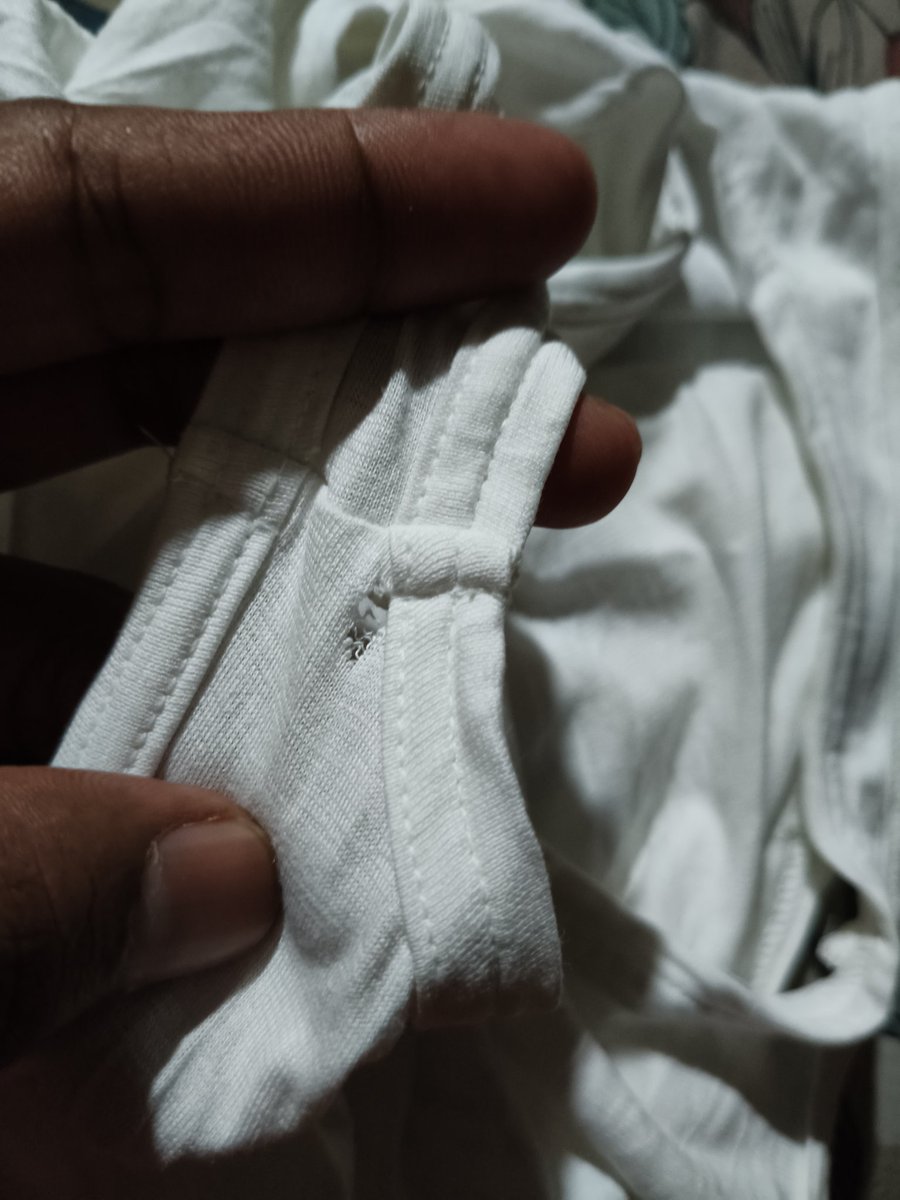 Manjay_da's tweet photo. The condition of just one month used jockey's "Bamboo and tencel modal fabric vest."
I've hardly wear it for 8-10 days/times after purchase and it's cost me arround ₹ 500.
The worst I've ever had.
Have some shame @Jockey https://t.co/tIMOHQCleI