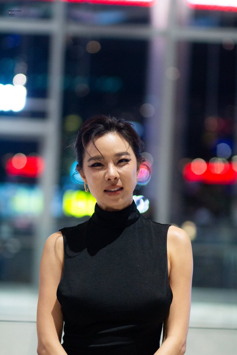 Kunkarn's tweet photo. See u soon kaaa #crishorwang https://t.co/UxMym2mMFg
