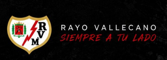 RaulGlezP_'s tweet photo. Cuatro imágenes juntas valen más que mil palabras.

Gran apunte de @BrandStocker. Este es el aspecto que presenta la página web de la tienda oficial del Rayo Vallecano.

Con imágenes creadas con IA, con escudos mal hechos, con jugadores irreales...

https://t.co/jjYSi7Sclp https://t.co/9M6mbj3VAS