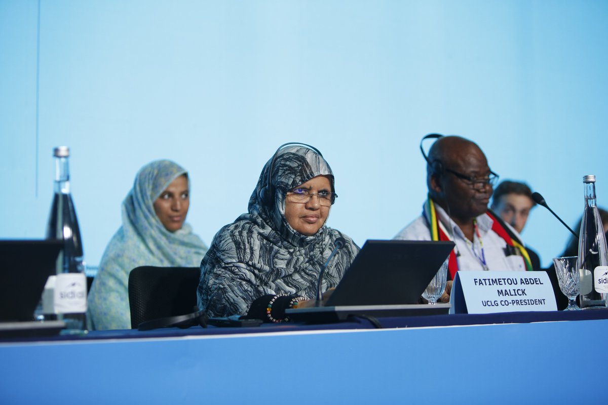 uclg_org's tweet photo. 🔵 Assemblée générale de CGLU

@ABDELMALICKf, Coprés. Groupe consultatif des #GLRs auprès du SG des Nations Unies

💬Les govts locaux et régionaux sont prêts à être des partenaires de la réforme : pour mettre en œuvre les décisions mondiales, et pour contribuer à les façonner. https://t.co/pVaEhtBTlL