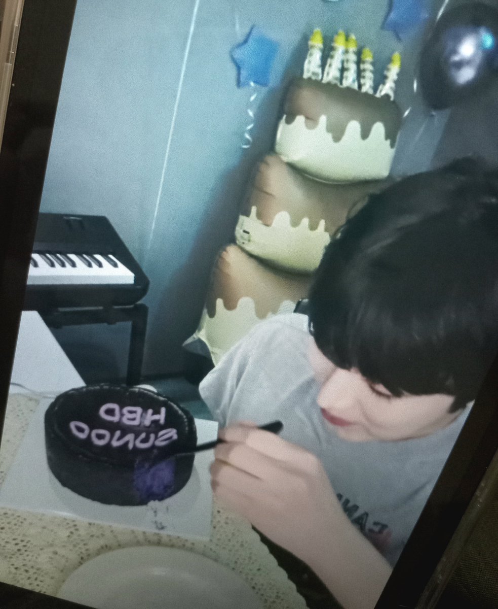 wonzei's tweet photo. SUNOO OUR BRIGHTEST HUE
#JunePaintedBySUNOO
#챱챱_떠눙이_생일축하하쟈_챱챱
@ENHYPEN_members @ENHYPEN https://t.co/rXFzELnQEx