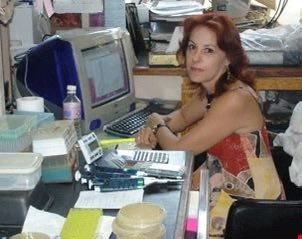 valedantan's tweet photo. Mi mamá, 2001 https://t.co/SVetHmQLKn
