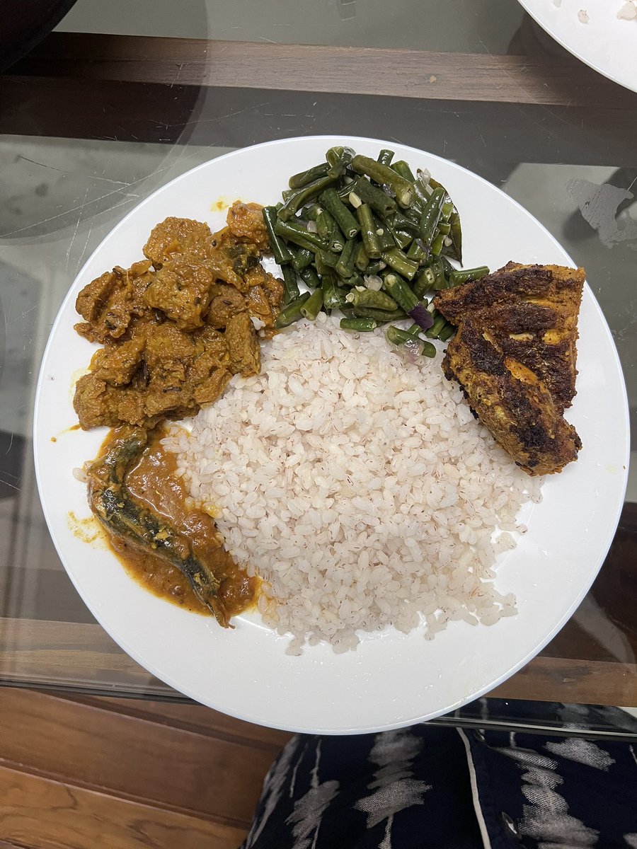 marwaamuneer's tweet photo. love being home part 2 https://t.co/G5srkZLJsi