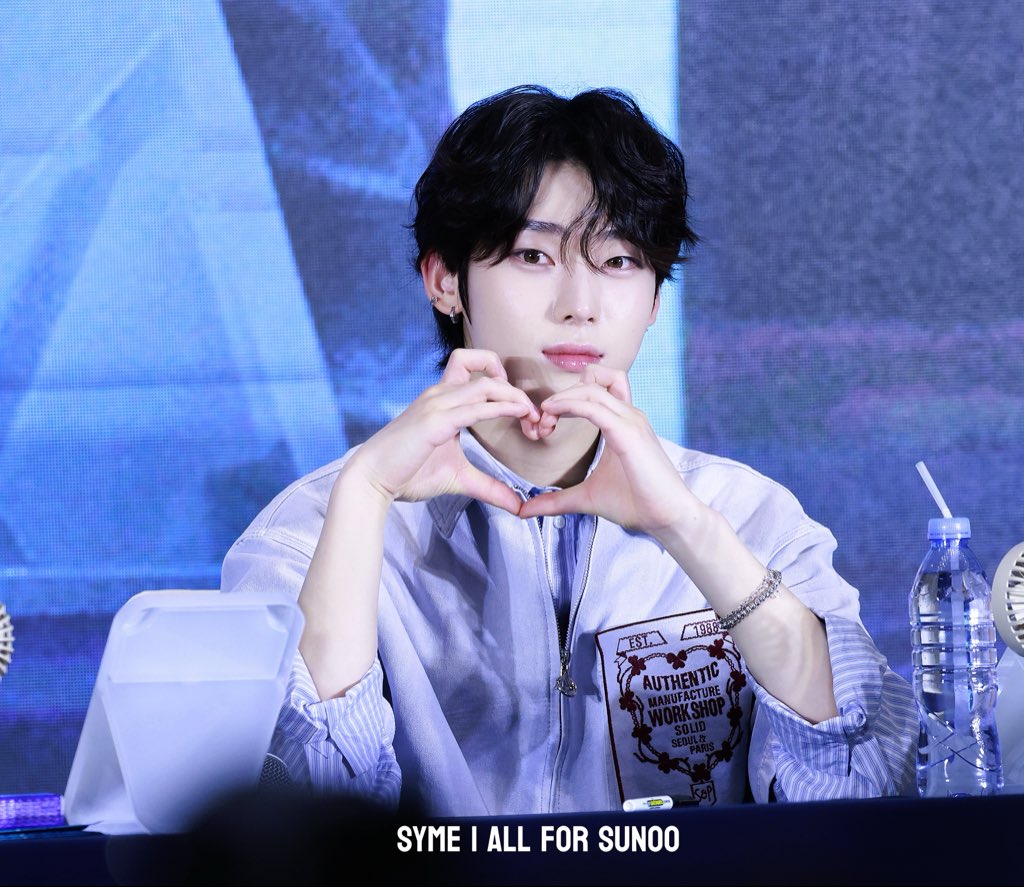 sunooke0624's tweet photo. HBD🎉

🐽23살໒꒱ ⁺₊(⸝⸝◝⌄◜⸝⸝)♡

#SUNOO #ENHYPEN #선우 

#JunePaintedBySUNOO 
#챱챱_떠눙이_생일축하하쟈_챱챱 https://t.co/8GgtxcSEoU
