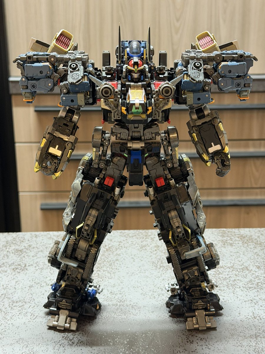 mikazuki_alias's tweet photo. 残骸さんありがとー、肩イメチェン出来たよ。Tフレームポン付け😂 https://t.co/GhNCpcemXJ