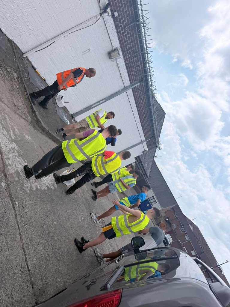 ImmacYC's tweet photo. Today CCE Yr2 group started their employment and social action programme with viyproject securing two accreditations over the next three weeks https://t.co/HKIiTklfxb