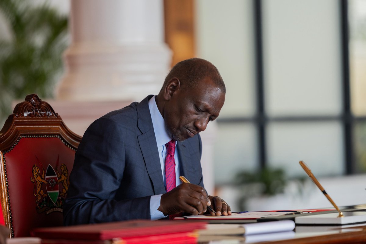 WilliamsMkenya's tweet photo. Game over for propaganda! 

Rais Mchapakazi amesema kwa vitendo, not headlines. 

Hakuna new tax kwa M PESA, mobile phones ama phone activation. Instead, jobs, education, healthcare na support kwa farmers take centre stage. 

No New Taxes in Mwananchi Budget | #FinanceAct2026 https://t.co/BU9jXfq0cN