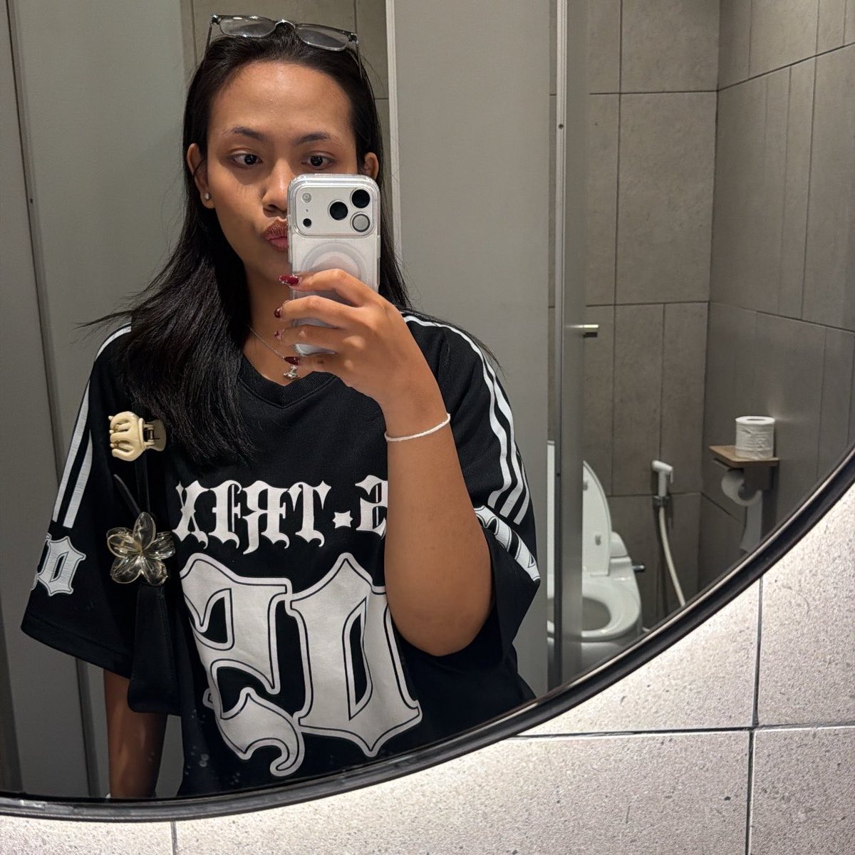 euphoriaenthus's tweet photo. wanna join the trend cause got the tickets🥰 #delsoon https://t.co/VTFZVt25GP