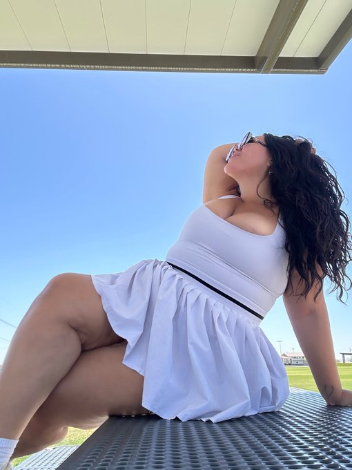 Jewlieah - started my morning off in the best way possible🤭 https://t.co/6jkb0kslbz