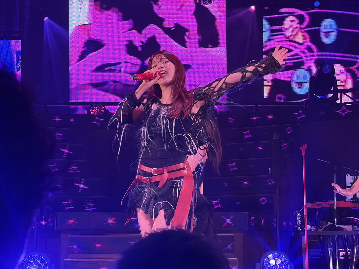 nnm03_BiSH's tweet photo. どうかアイナちゃんの明日が毎日が
辛くても必ず幸せが舞い込むものでありますように
明日もいい日になりますように
沢山沢山寝られますように
この笑顔に毎回助けられてる https://t.co/8MsGwlR4yz