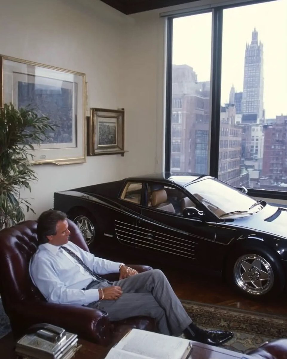 hustlertech1's tweet photo. Wall Street 1999 💰 https://t.co/jY837ZkWhG