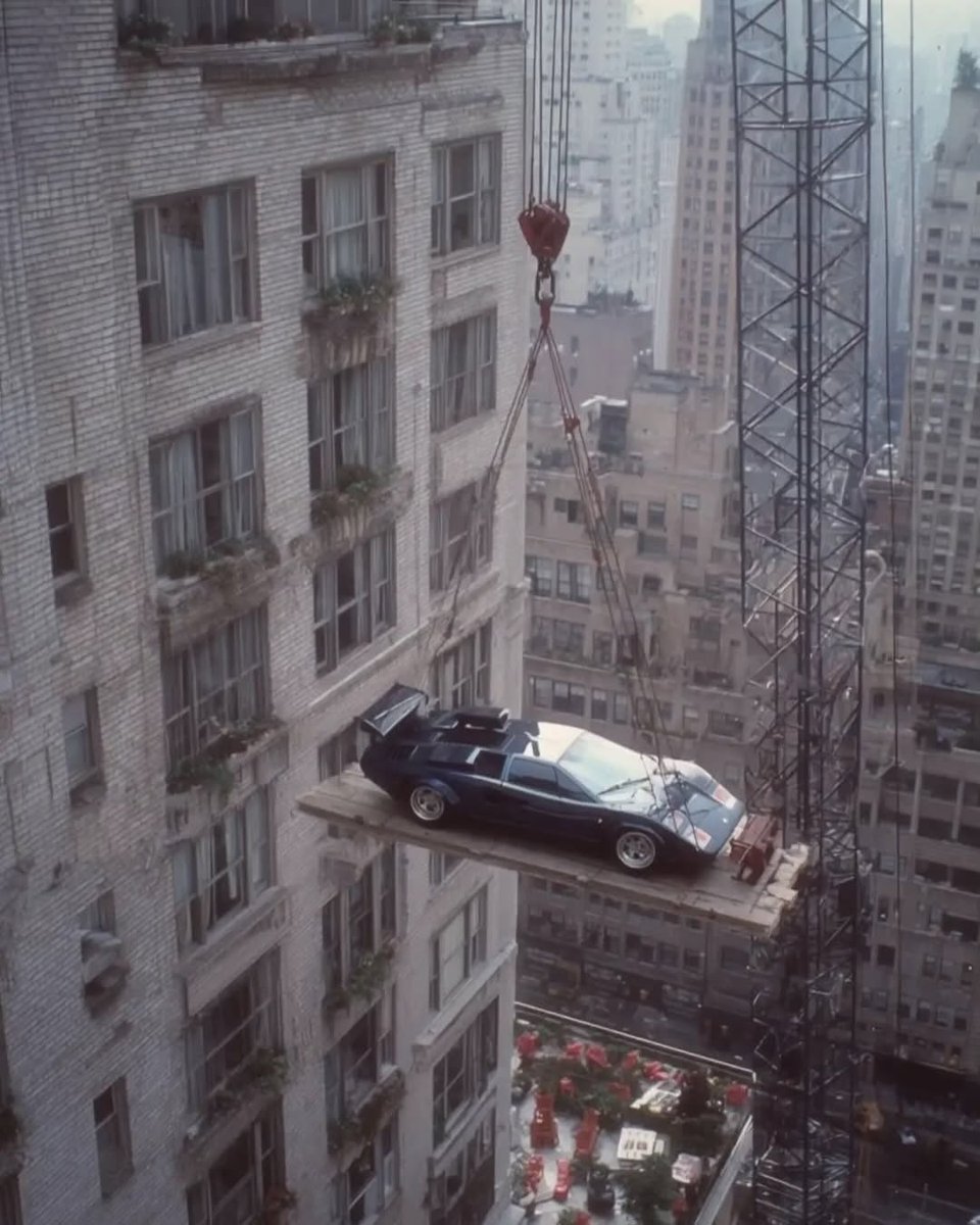 hustlertech1's tweet photo. Wall Street 1999 💰 https://t.co/jY837ZkWhG