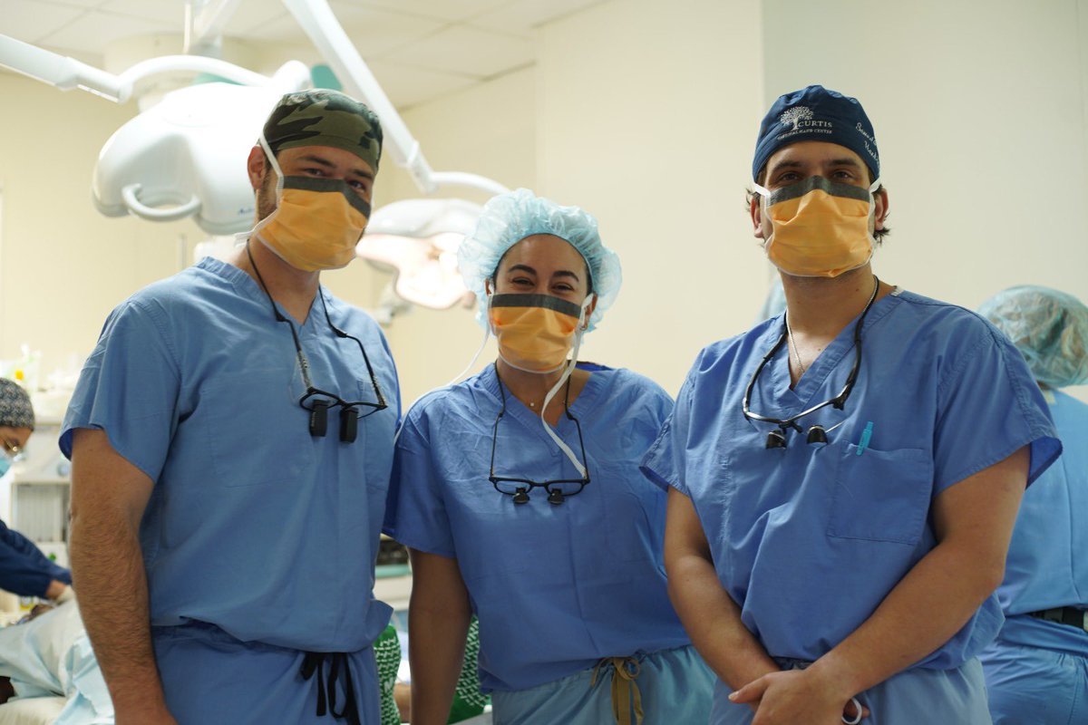 centromedicocr's tweet photo. En el Centro Médico Central Romana realizamos un operativo junto al Dr. Michael Murphy, donde 90 pacientes fueron evaluados y se realizaron 47 procedimientos gratuitos con excelentes resultados. Continuamos acercando servicios de salud a nuestra comunidad.

#CMCR https://t.co/J7pTAlNU86