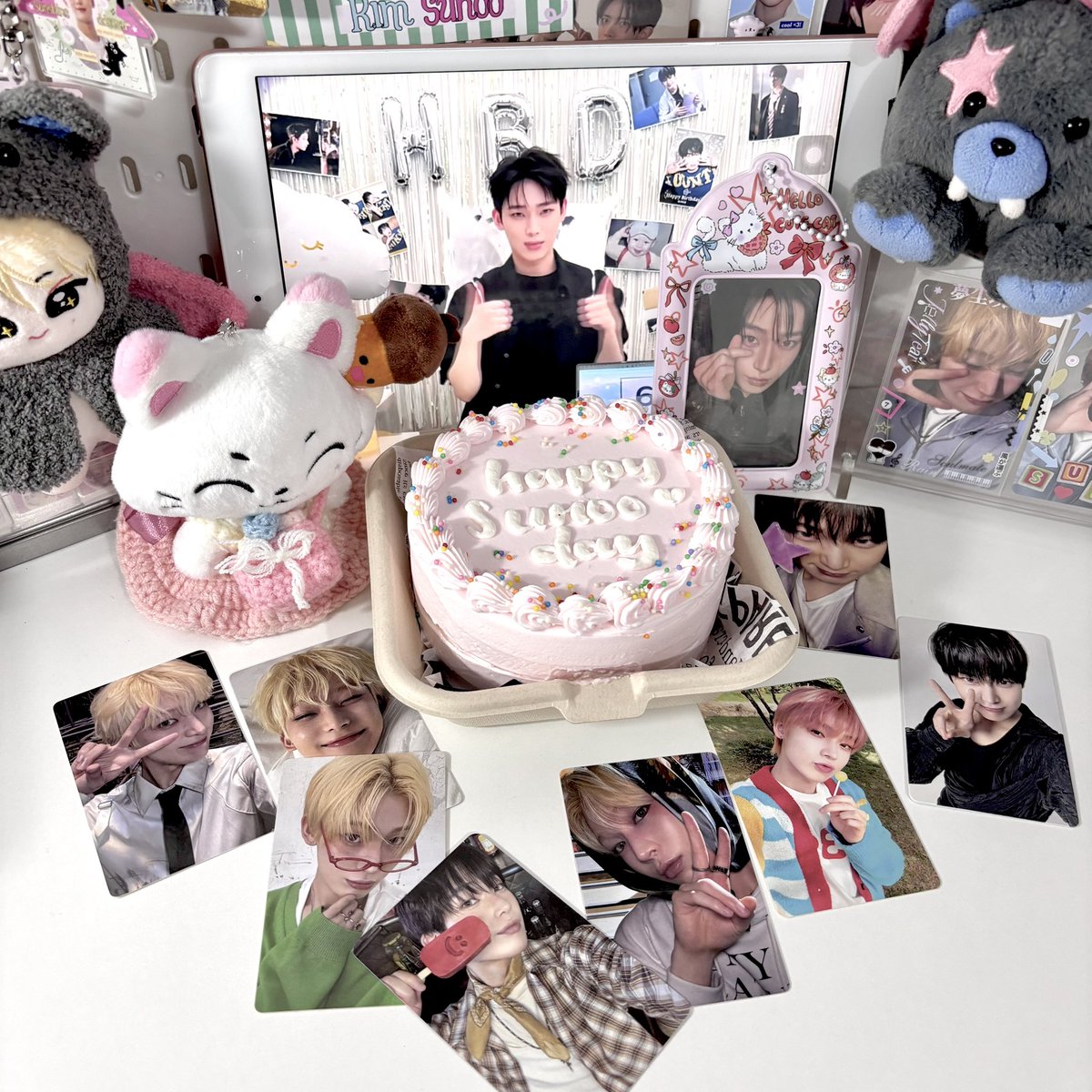 mqoonsun's tweet photo. ⋆˙⟡ happy birthday my love, my sunshine, my foxie #SUNOO (❀❛ ֊ ❛„)♡!!

: Thankyou for being the sunshine in my life ٩(ˊᗜˋ*)و ♡ i hope u receive lots of happiness and success this year, ily sunoo🥹💗

#챱챱_떠눙이_생일축하하쟈_챱챱
#JunePaintedBySUNOO https://t.co/ilvgnmL0Vn
