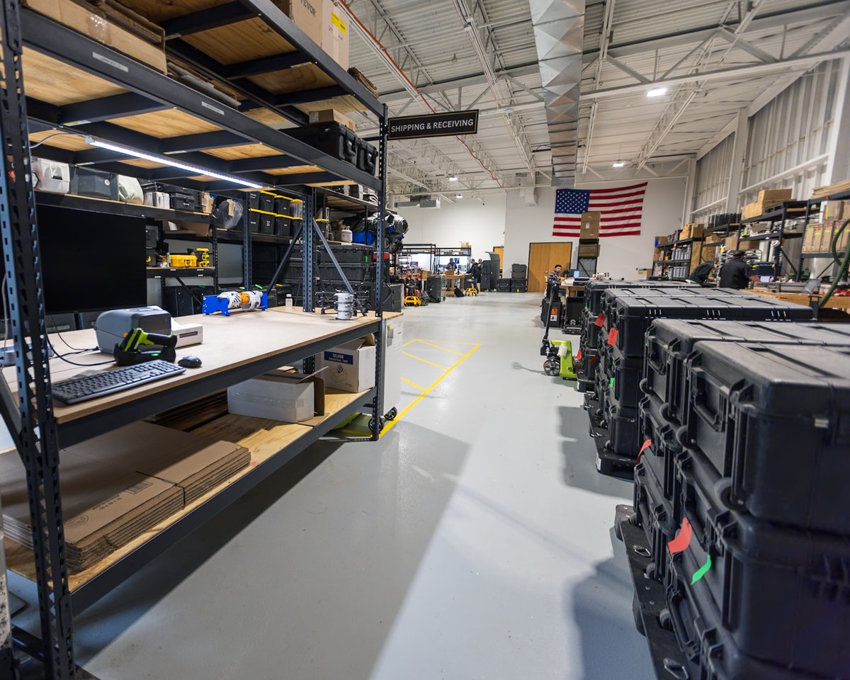 swarm_defense_'s tweet photo. American drone dominance starts on the factory floor.
#MadeInUSA #AmericanManufacturing #DefenseTech #DroneTechnology #UAS #SwarmDefense https://t.co/BQ5naHzZ9F