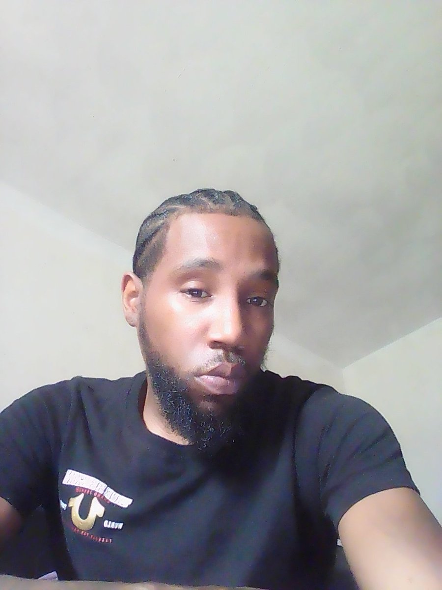 kingdee38's tweet photo. Got my braids back https://t.co/oLIJK4dbNW