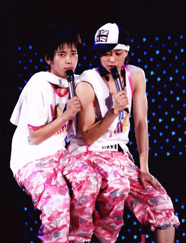 80_ll24_'s tweet photo. ほぉら、このようにね。
昔だけかと思いきや結局今もなお､､､か。
（ちな今の私のロック画面３枚目の写真） https://t.co/HAKhwa5GQA