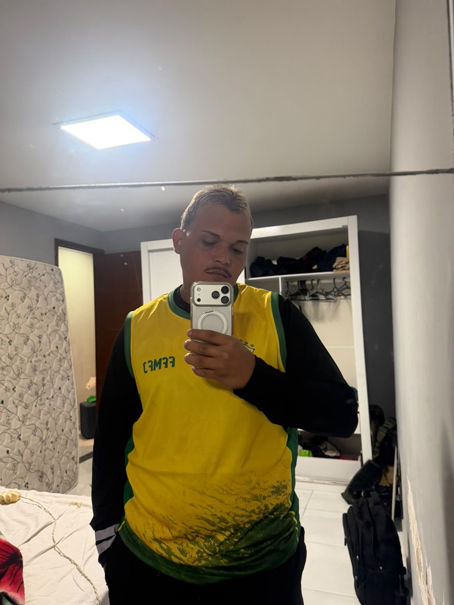 PEPPAFJABC's tweet photo. Agr o hexa vem 💛💚💛💚 https://t.co/ohfxmfT2eB