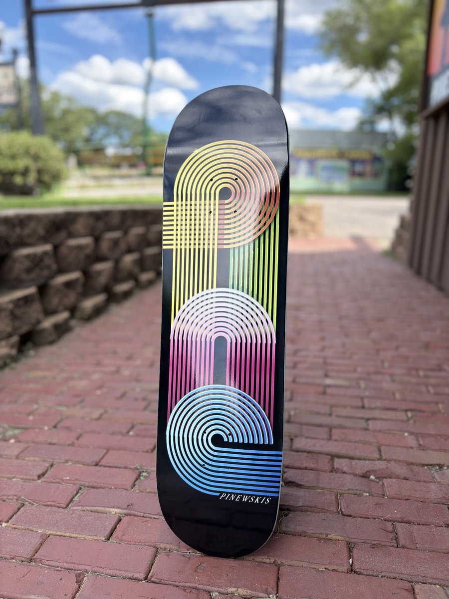 Pinewskis's tweet photo. The latest Shop Deck is officially here! Art done by our very own Aaron Hunter. 40 Rings. https://t.co/dwRgrgzQsQ