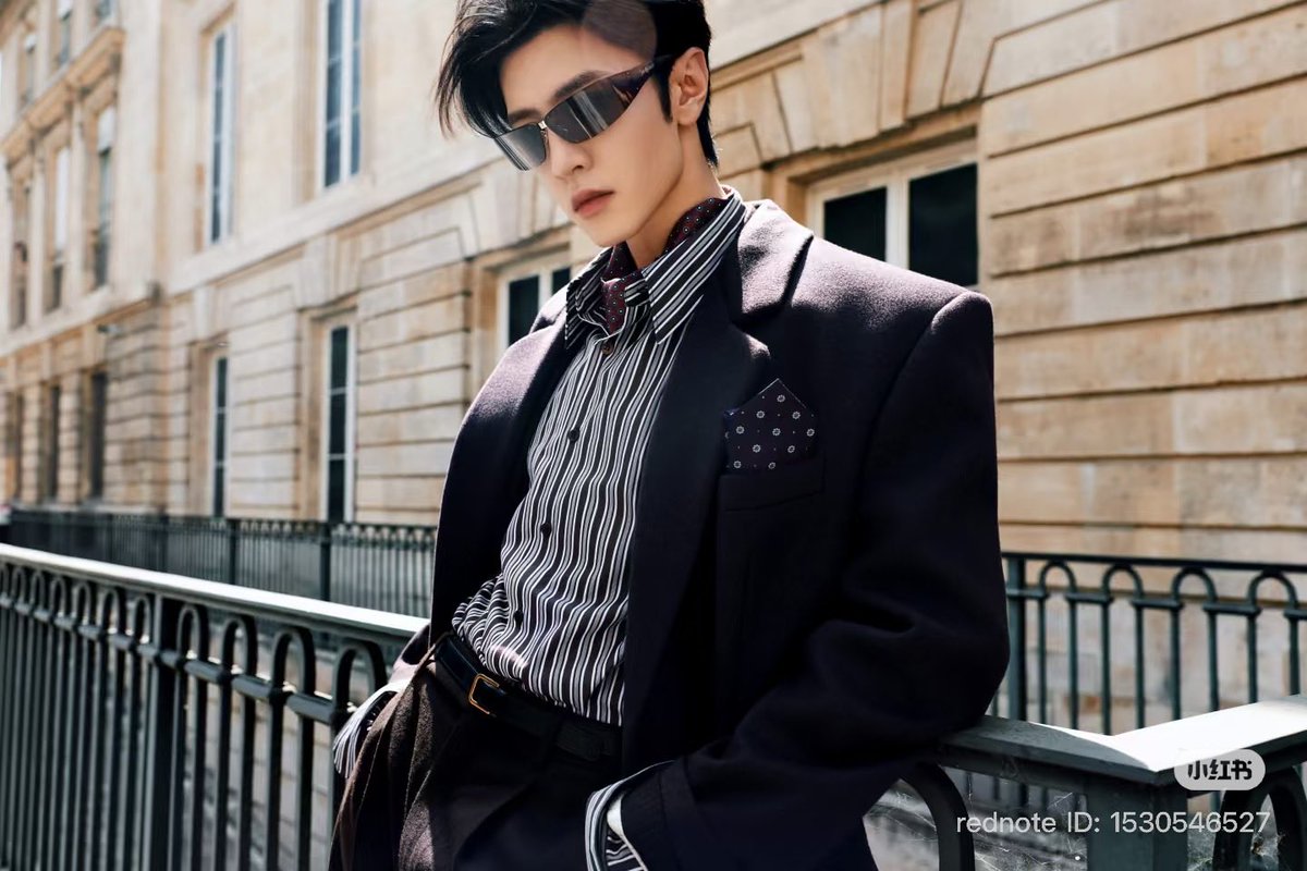 Xiu8689's tweet photo. CHEN ZHEYUAN FOR SAINT LAURENT

#ChenZheyuanxSaintLaurentSS27
#ChenZheyuanxSaintLaurent
#ChenZheyuan @YSL https://t.co/Le7uyADxmh