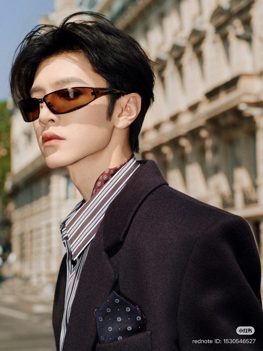 Xiu8689's tweet photo. CHEN ZHEYUAN FOR SAINT LAURENT

#ChenZheyuanxSaintLaurentSS27
#ChenZheyuanxSaintLaurent
#ChenZheyuan @YSL https://t.co/Le7uyADxmh
